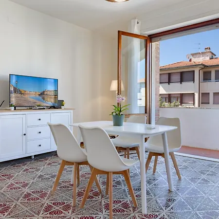 Lnd 10- 2 Camere, Parcheggio, Ascensore, Vicino Al Centro Апартаменты Пиза