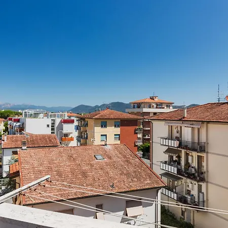 Lnd 10- 2 Camere, Parcheggio, Ascensore, Vicino Al Centro